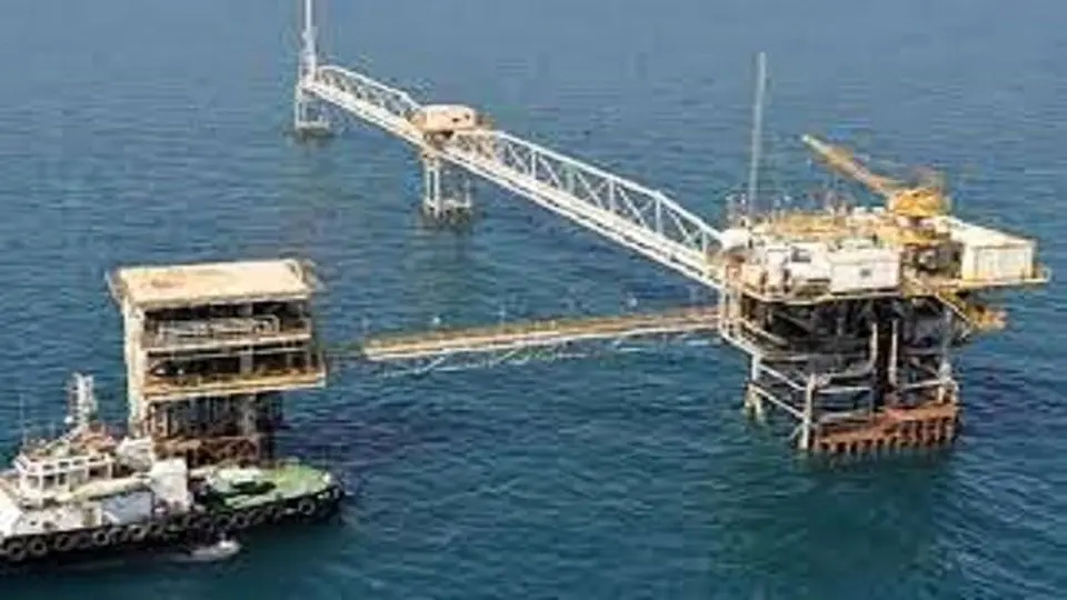 Iran awards contract for gas field shared with Qatar