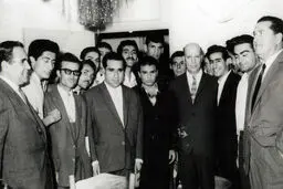 انقلابی ناتمام

