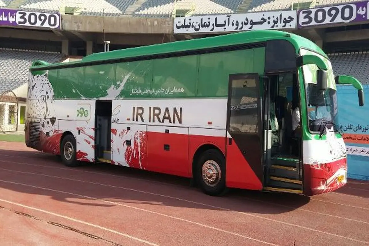 تیم ملی ایران در راه ورزشگاه احمد بن علی