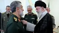 Leader awards Fath medal to Gen. Hajizadeh for missile op