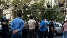 تجمع هواداران استقلال به مقابل فدراسیون فوتبال کشیده شد