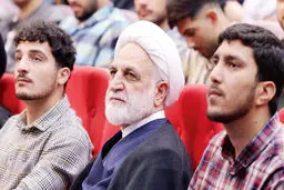دبشی‌ها در محکمه