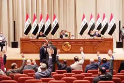 صدر و بحران مشروعیت