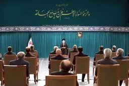 دیدار رئیس‌جمهور و اعضای هیئت دولت با رهبر معظم