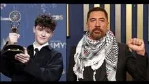 خاویر باردم با چفیه در مراسم امی حاضر شد 