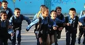 فعالیت مدارس این استان فردا چهارشنبه  3 دی 1404 با تأخیر آغاز می‌شود

