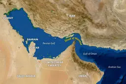 نامگذاری یک روز تقویم ایران به نام تنگه هرمز