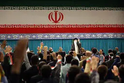 دیدار مقام معظم رهبری با دانش‌آموزان در آستانه ۱۳ آبان 