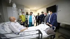 عیادت وزیر ورزش از عنایت‌الله آتشی، چهره ماندگار بسکتبال ایران
