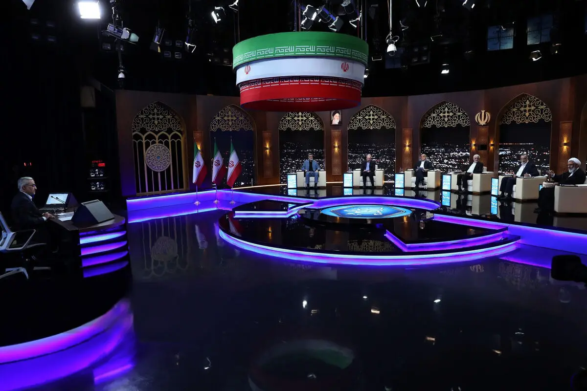 برنامه آخرین مناظره و ساعت پخش پنجمین مناظره انتخاباتی کاندیداهای انتخابات ریاست جمهوری ۱۴۰۳؛ مناظره امروز چه ساعتی پخش می‌شود؟/ ویدئو