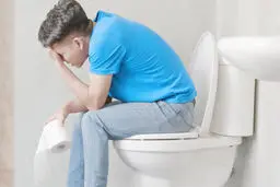 راهکارهای خانگی مؤثر برای رفع سریع یبوست