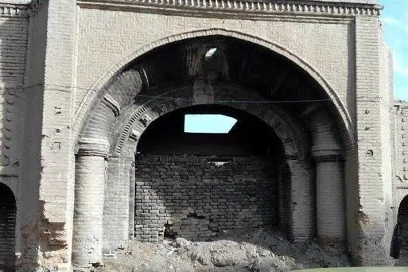 بنای تاریخی پادگان روس‌ها در سبزوار تخریب شد/ میراث فرهنگی اعلام جرم کرد