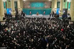 زن، کارگزار خانه نیست، مدیر است