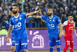 استقلال قهرمان لیگ برتر می‌شود؟
