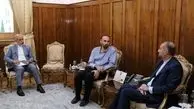 فرزند حمید نوری با وزیر امور خارجه دیدار کرد