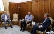 فرزند حمید نوری با وزیر امور خارجه دیدار کرد