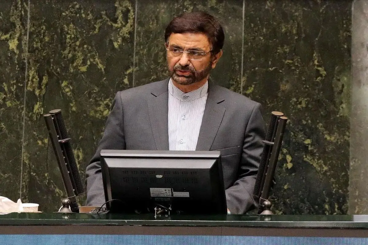 راه‌های غیردیپلماسی هم در قبال طالبان برای حقابه هیرمند داریم؛ مثل تعطیلی سفارت طالبان/ شاهد مرگ تدریجی در منطقه سیستان و بلوچستان هستیم!

