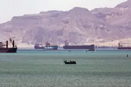 حادثهٔ امنیتی در در ۵۰ مایلی الحدیده در غرب یمن / انگلیس: مشغول تحقیق هستیم