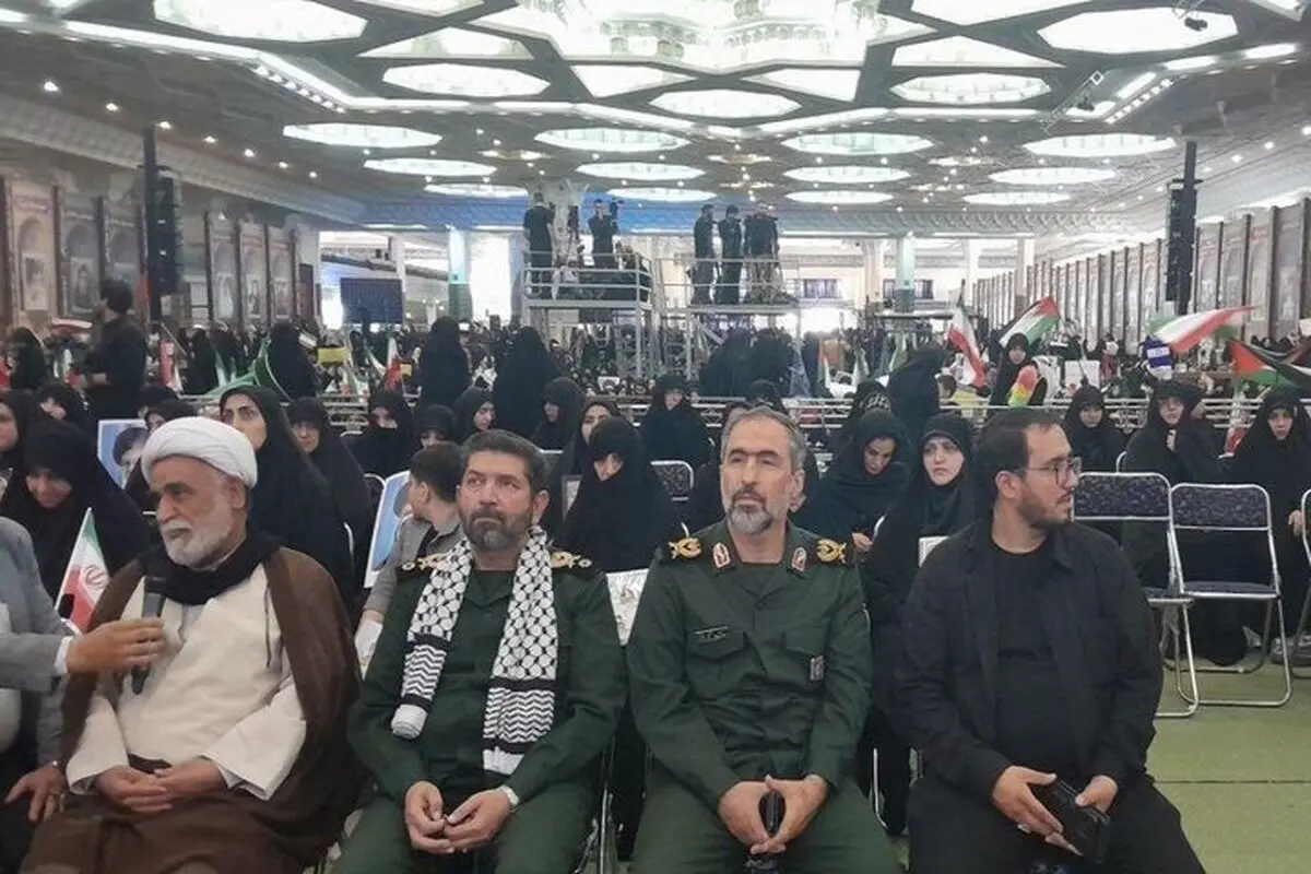 برگزاری گرامیداشت ۱۱۰ شهید زن و‌کودک جنگ اخیر