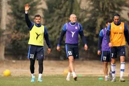 مدافع استقلال به دربی می‌رسد؟