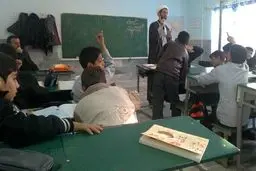  روحانیون در قالب طرح امین در ۲۵ هزار مدرسه حضور دارد

