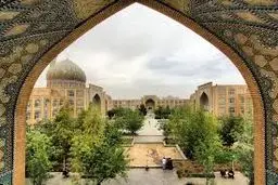 حوزه علمیه قم تعطیل شد