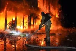 حمله شبانه روسیه به منطقه اودسا در جنوب اوکراین / وقوع قطعی گسترده برق و آتش سوزی در منطقه 