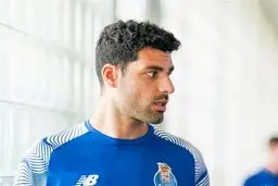 مدیر برنامه‌های طارمی پیوستن او به الهلال را رد کرد