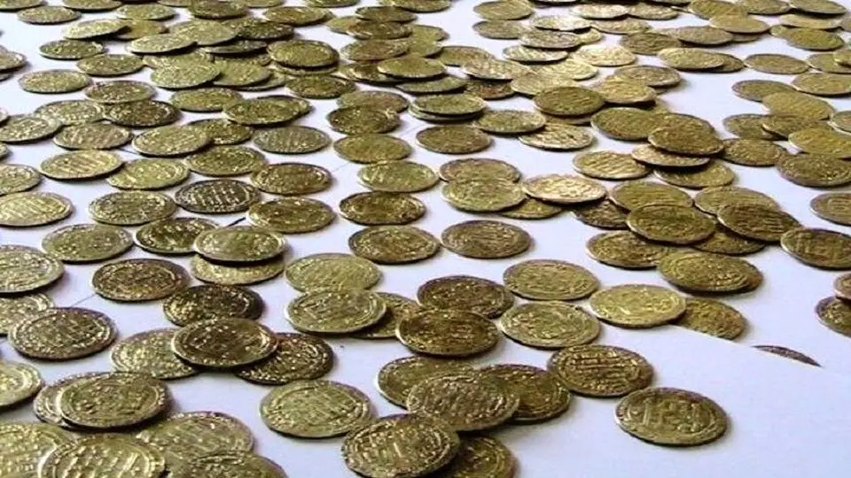 شناسایی و توقیف ۲۰۰ سکه تقلبی در شاهرود