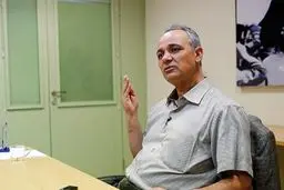 رد اظهارات دکتر سروش توسط احمد زیدآبادی
