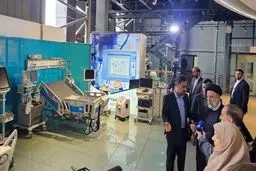 Raeisi visits iHiT exhibition of Iranian technology products