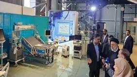 Raeisi visits iHiT exhibition of Iranian technology products