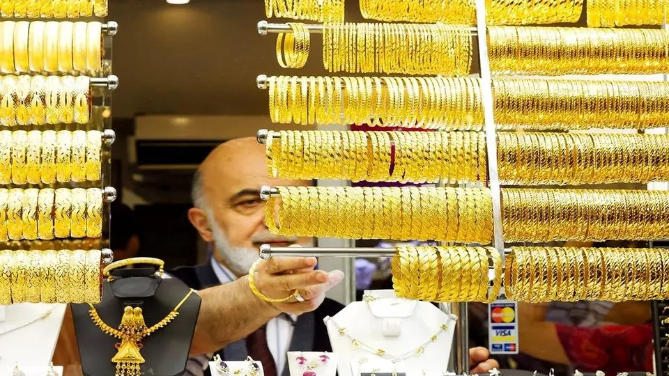 قیمت طلا، سکه و دلار در بازار امروز 11 اردیبهشت 1403/ طلای 18 عیار قدر گران شد؟ 
+جدول