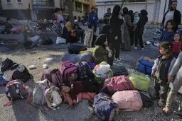 سازمان ملل: بیش از ۹۰۰ هزار نفر در لبنان آواره شده‌اند
