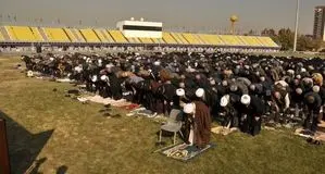 اقامه نماز طلب باران در کمپ تیم ملی دوومیدانی