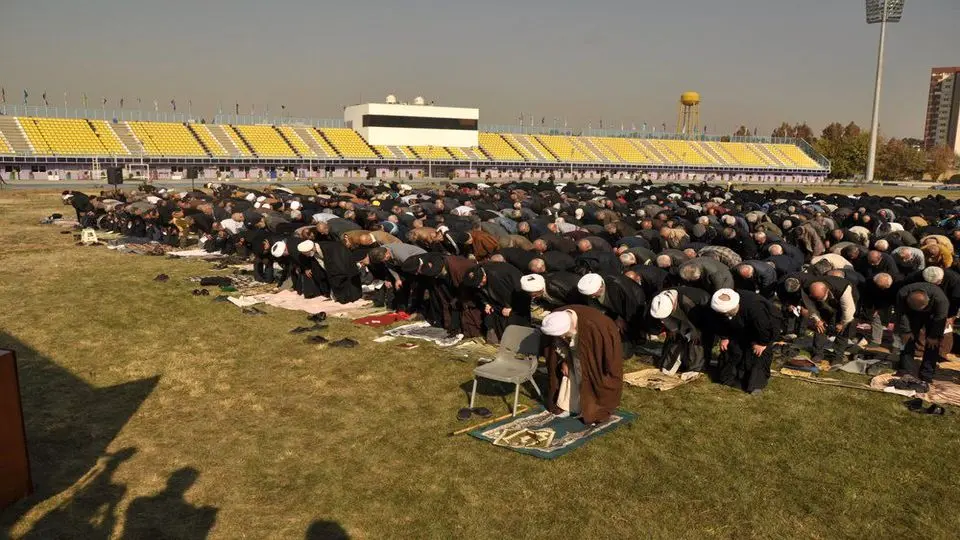 اقامه نماز طلب باران در کمپ تیم ملی دوومیدانی