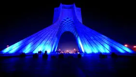 همزمان با روز جهانی آگاهی بخشی اتیسم برج آزادی و پل طبیعت آبی شد