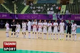 سلام نظامی بازیکنان تیم ملی فوتسال ایران را ببینید + ویدیو