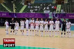 سلام نظامی بازیکنان تیم ملی فوتسال ایران را ببینید + ویدیو