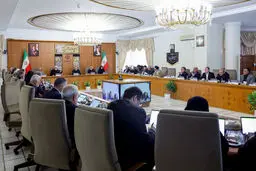 انتقاد شدید‌اللحن روزنامه اطلاعات به دولت پزشکیان