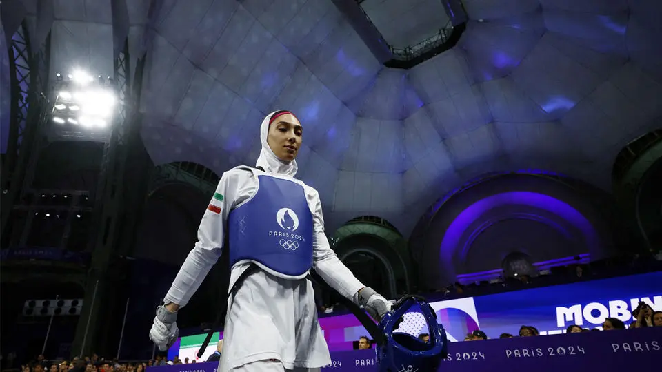 مبینا نعمت زاده تکواندوکار: دستبوس مدافعان وطن هستم