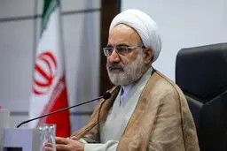  کسانی درون حوزه‌های علمیه مدعی‌اند حاکمیت نباید در پوشش افراد دخالت کند 

