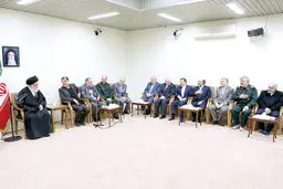 فرازی از سخنان رهبر انقلاب درباره اهمیت جامعه متخصصان و مهندسان کشور
