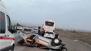 ۲۱ مصدوم در دو تصادف جاده ای