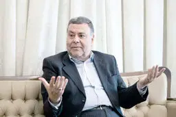 ‎افشاگری یا تحلیل؟

