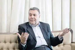 ‎افشاگری یا تحلیل؟

