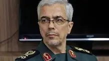 عکسی صمیمی از سردار پاکپور و سردار باقری 