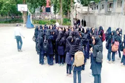 تقلیل امر  اجتماعی به یک مسئله‌ روان‌شناسی فردی