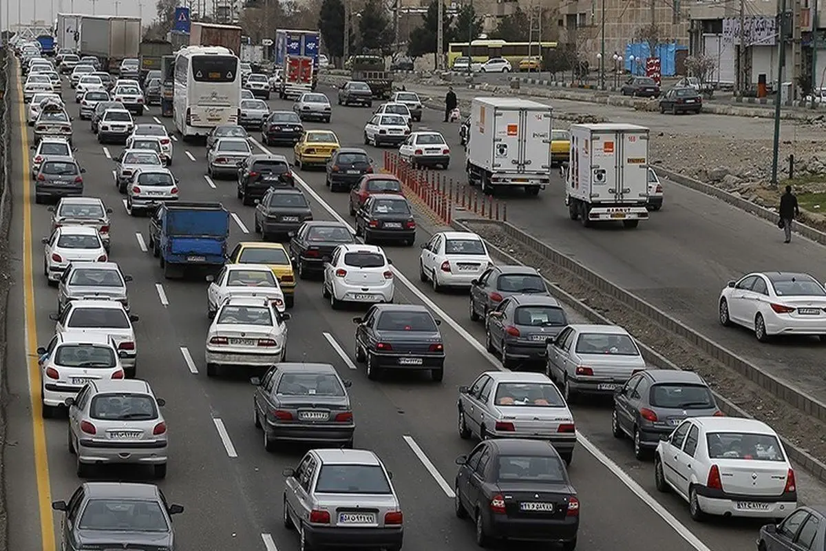 جاده های کشور در اوج بحران به سر می برند