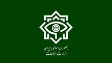 امام جمعه شیراز: زمینه گناه در فضای مجازی به شدت فراهم است